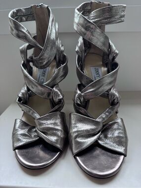 Jimmy Choo Metallic Silver Knotted Wrap 👠